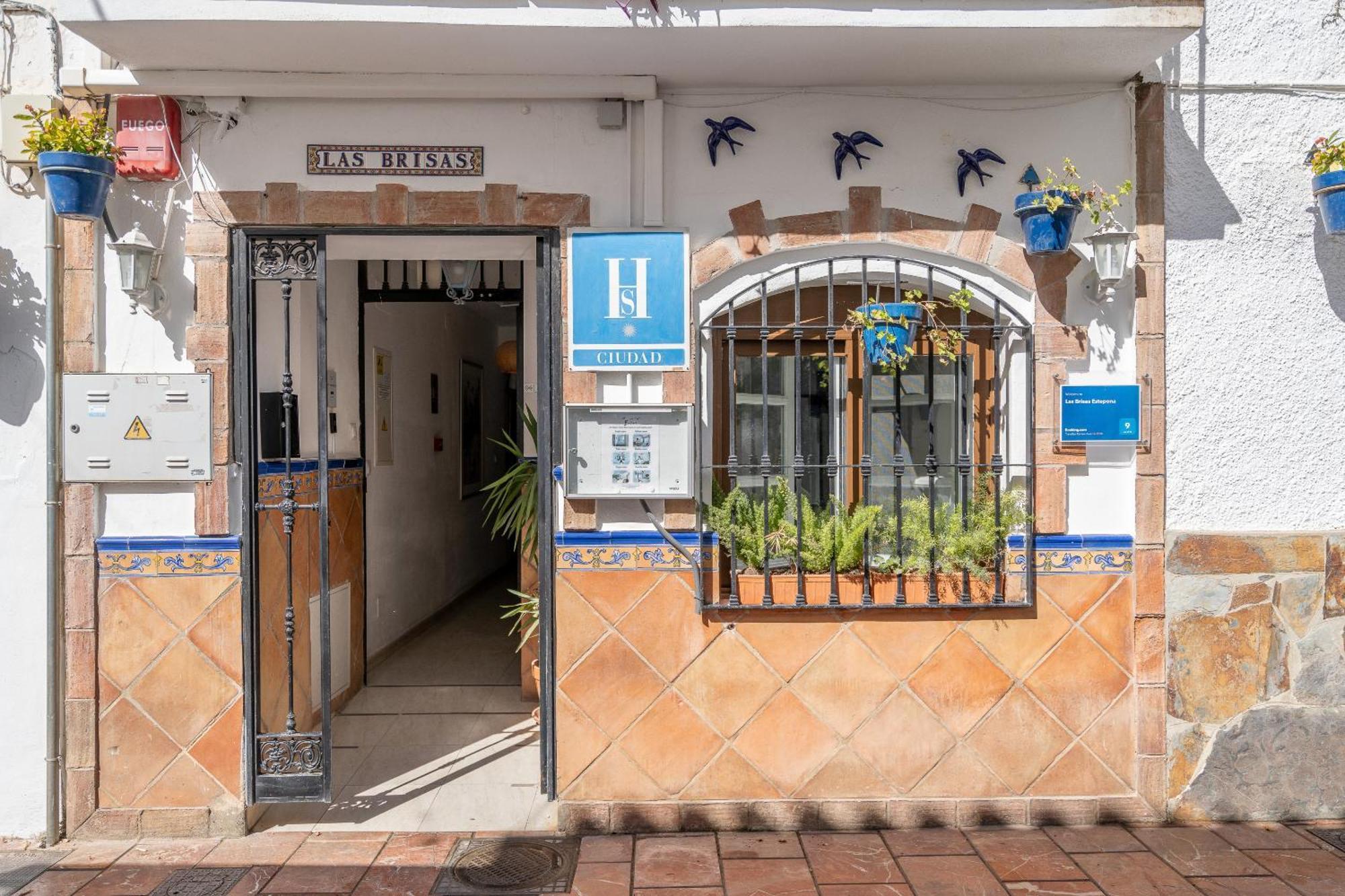 Las Brisas エステポナ エクステリア 写真