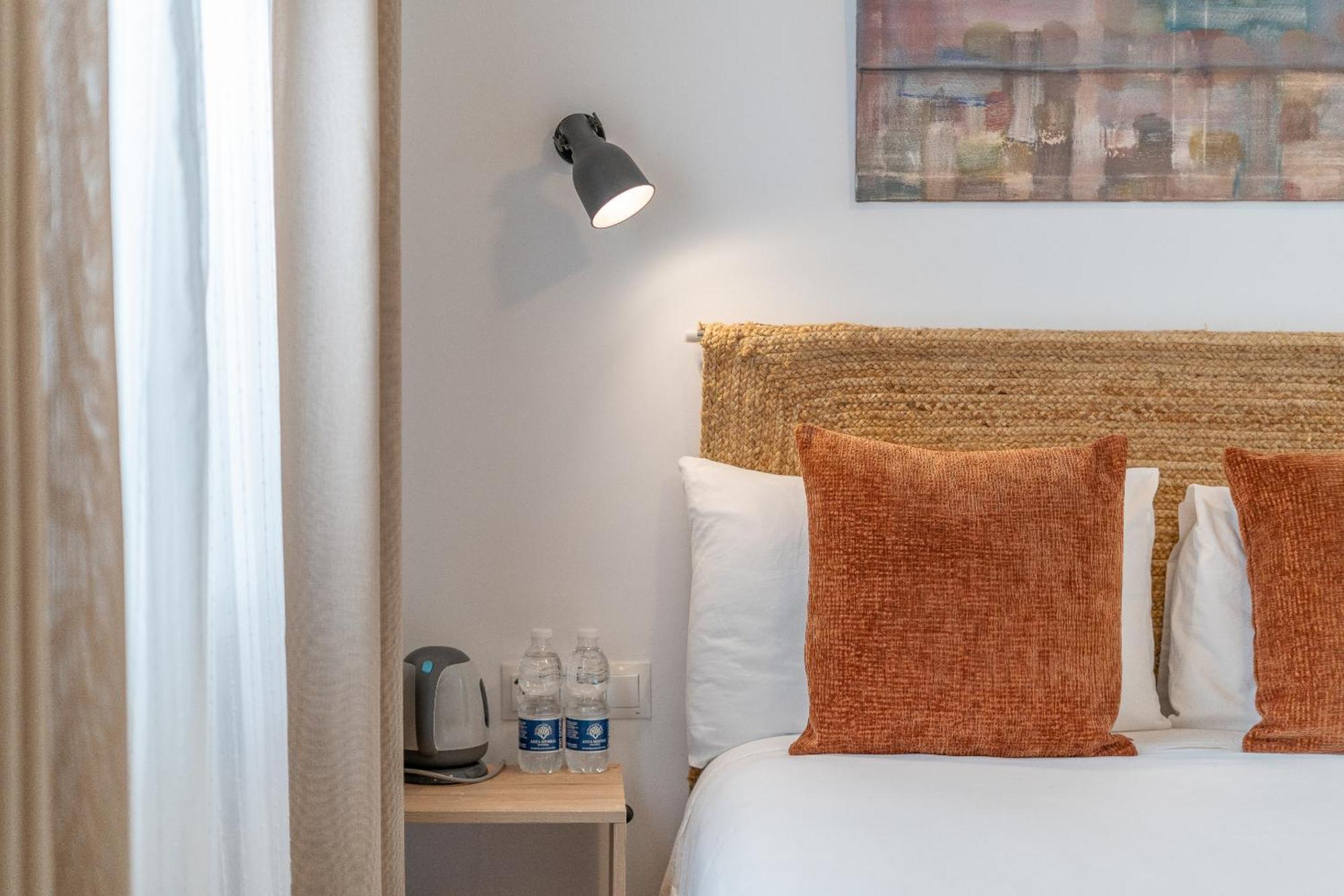Las Brisas エステポナ 部屋 写真