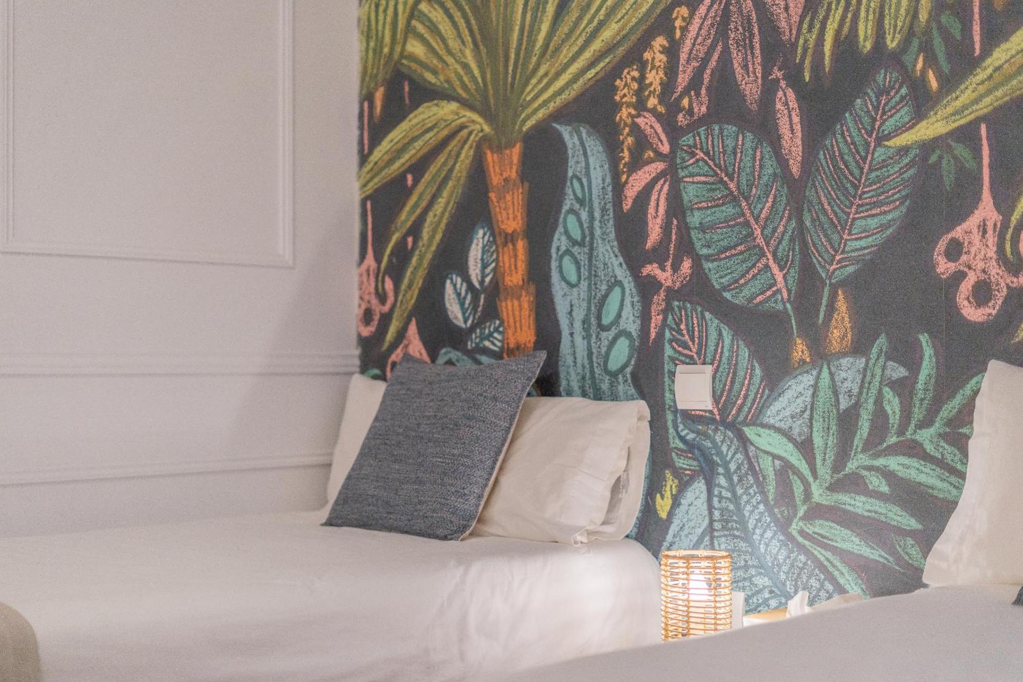 Las Brisas エステポナ 部屋 写真
