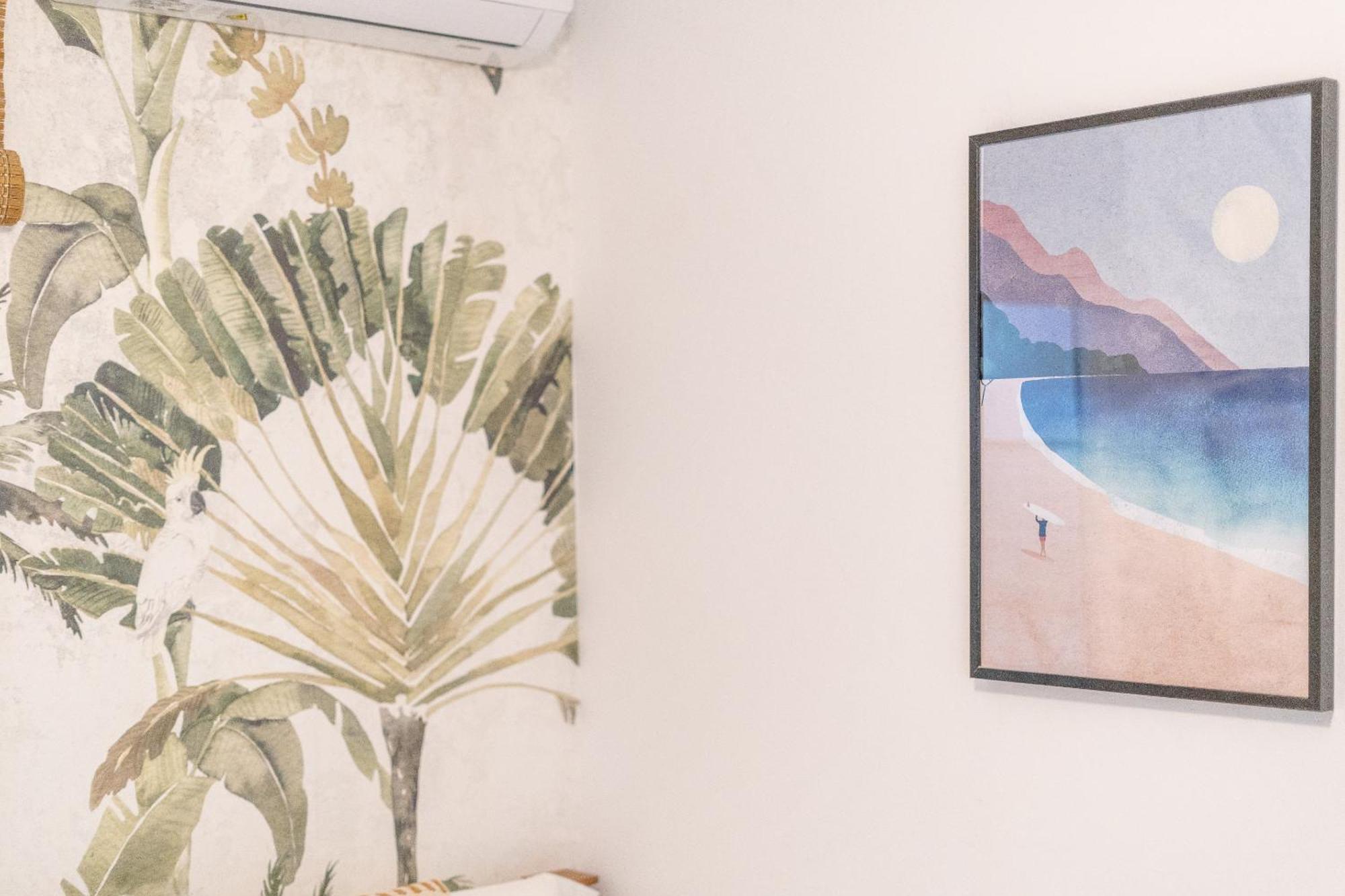 Las Brisas エステポナ 部屋 写真