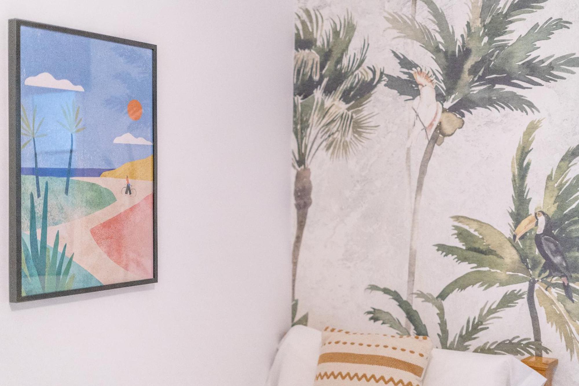 Las Brisas エステポナ 部屋 写真